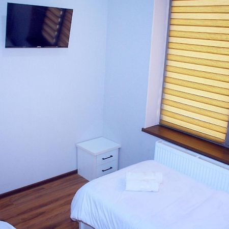 One Global Family Guest House Samarkand Eksteriør bilde